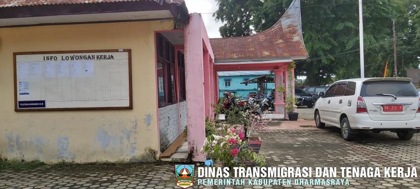 PELAYANAN KETENAGAKERJAAN BISA DILIHAT DI DINAS TRANSNAKER DHARMASRAYA