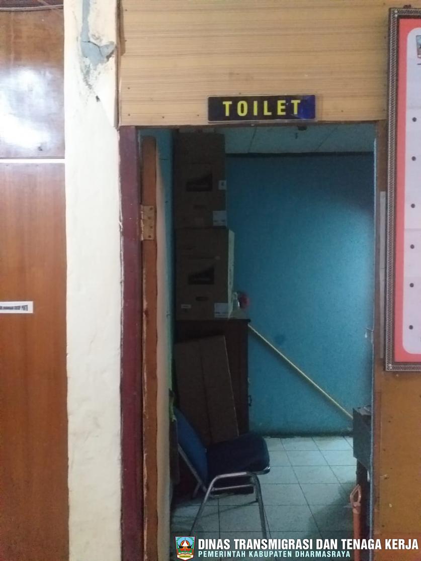 Toilet Umum Dinas Transnaker